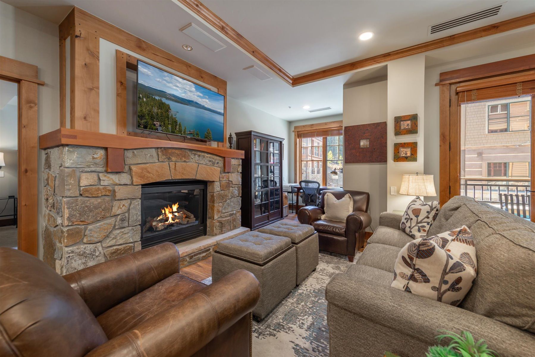 cozy living room with gas fire place!