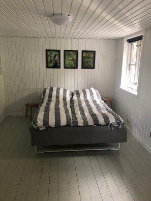 Free WiFi, bed sheets - Agerfeld Gl Skole (Holstebro)