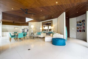 Living room - Luxury Villa in Bali near Beach, Bali Villa 2003 (Seminyak)