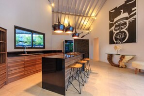 Villa (1 Bedroom) | Private kitchen | Oven, stovetop, dishwasher, dining tables - Bali Villa Near the Beach, 2041 (Seminyak)