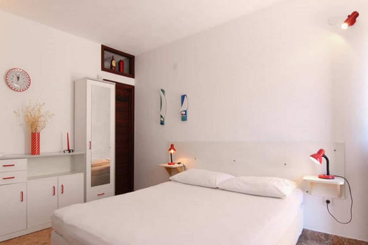 Estudio (Studio With Terrace and Sea View) | Ropa de cama