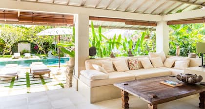 Beautiful Villa With Private Pool, Bali Villa 2051
