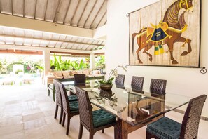 Oven, stovetop, dishwasher, dining tables