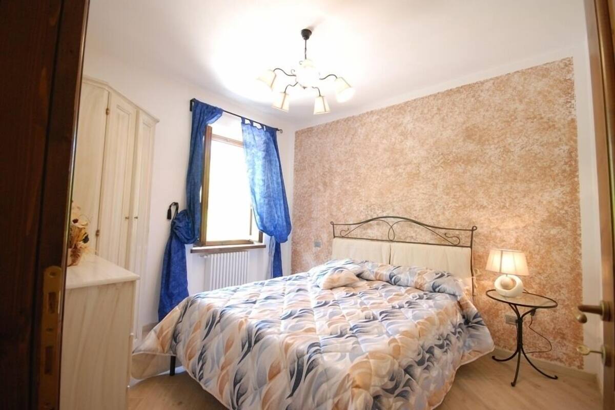 Deluxe Apartment, 1 Bedroom (Romena) | In-room safe, iron/ironing board (on request), free WiFi, bed sheets