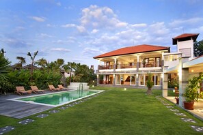 Villa (5 Bedrooms) | Property amenity