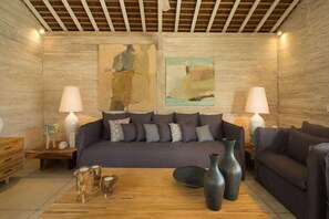 Villa (1 Bedroom) | Living room - Luxury 4 Bedroom Villa With Private Pool, Bali Villa 2006 (Kerobokan)