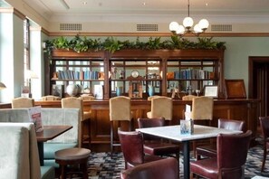 Dining - The Greenwood Hotel by Wetherspoon (Northolt)