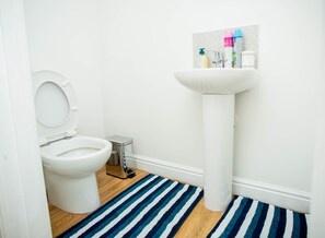Articles de toilette (gratuits), séchoir à cheveux