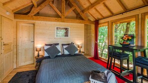 Tree House (Buzet) | Free WiFi, bed sheets - Domaine Roccas (Port-Sainte-Marie)