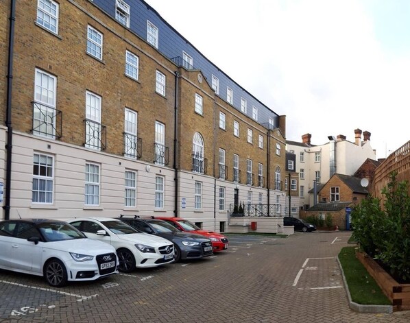 Exterior - Riverside 3 (Maidstone)