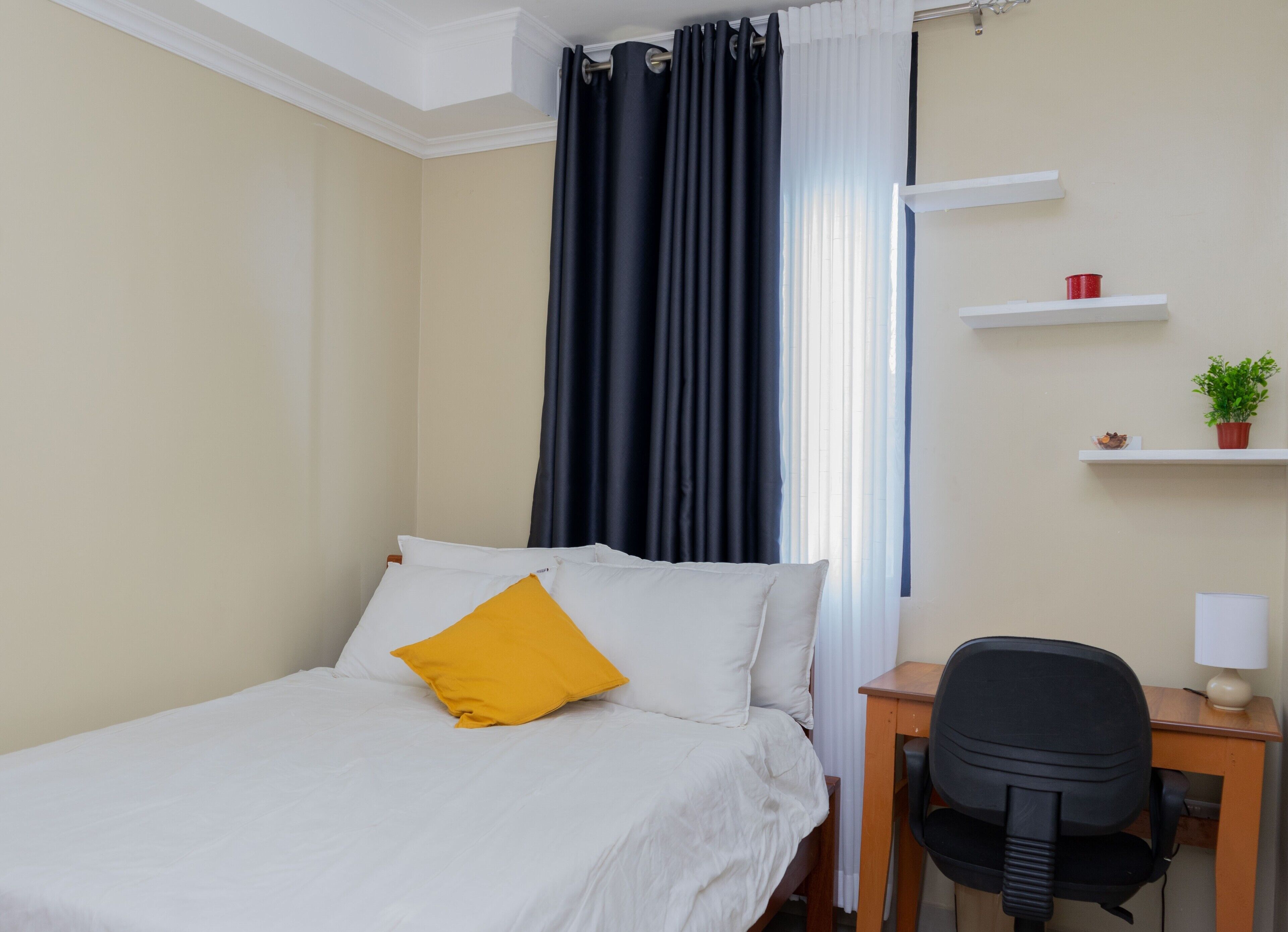 1 bedroom, desk, iron/ironing board, free WiFi