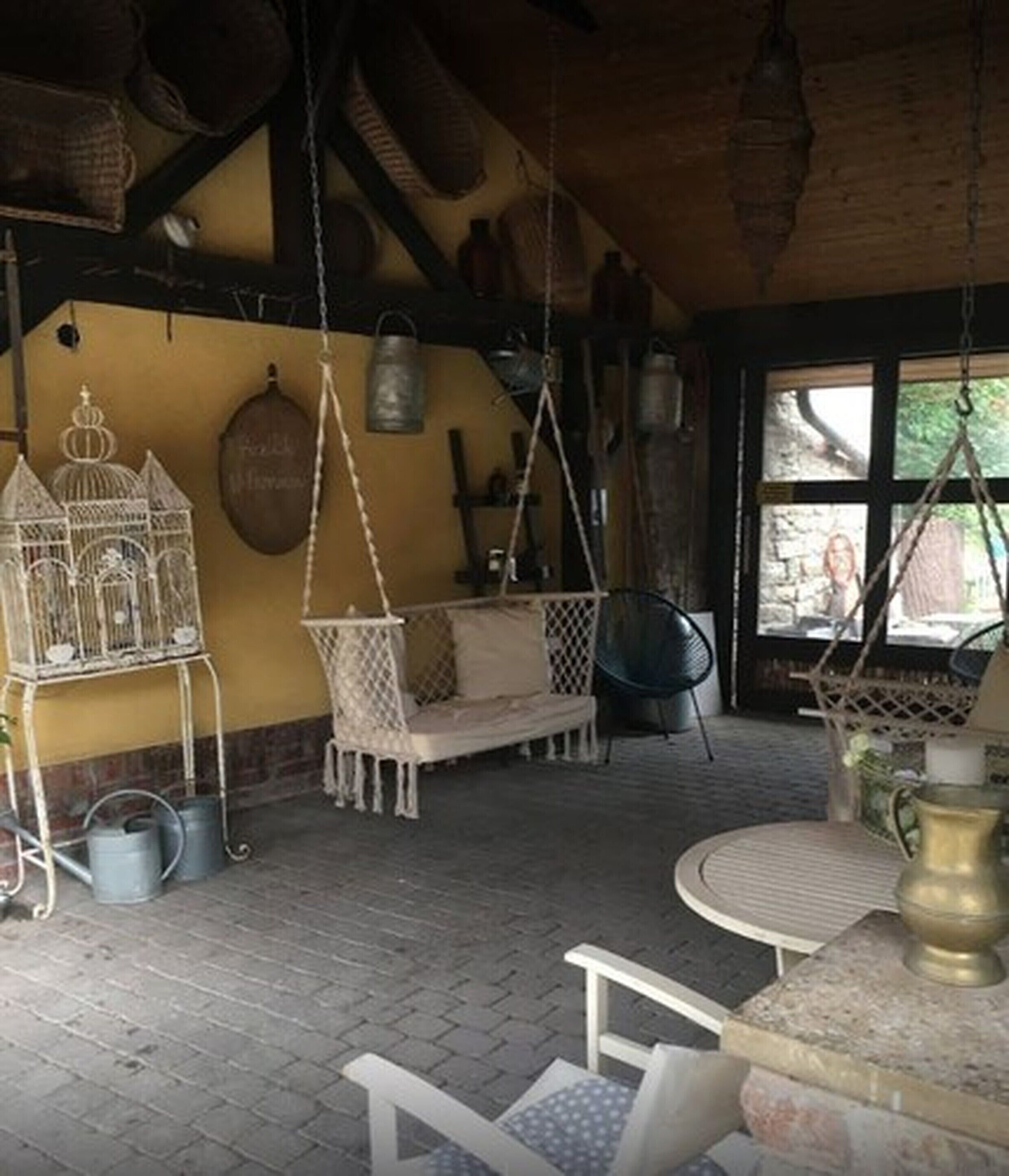 雙人房 | 起居區 | 平面電視