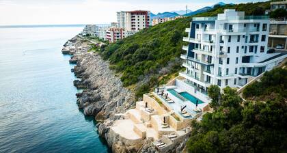 Apart Hotel Dollaku