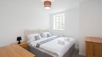 2 bedrooms, individually decorated, individually furnished