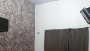Habitació doble | Wifi gratuïta i roba de llit 
