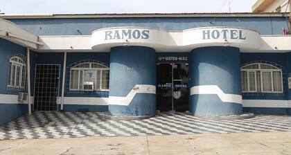 OYO Ramos Hotel