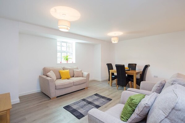 Apartment, 2 Bedrooms | Living room | 26-inch flat-screen TV with digital channels, TV - Riverside 6 (Maidstone)