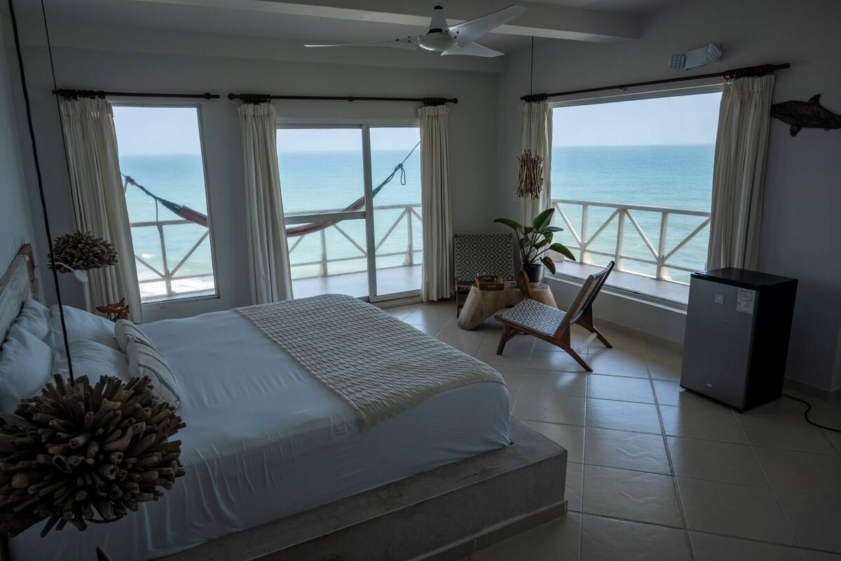 Luxury Suite | Select Comfort beds, minibar, in-room safe, individually furnished