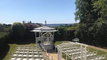 Außenbereich für Hochzeiten