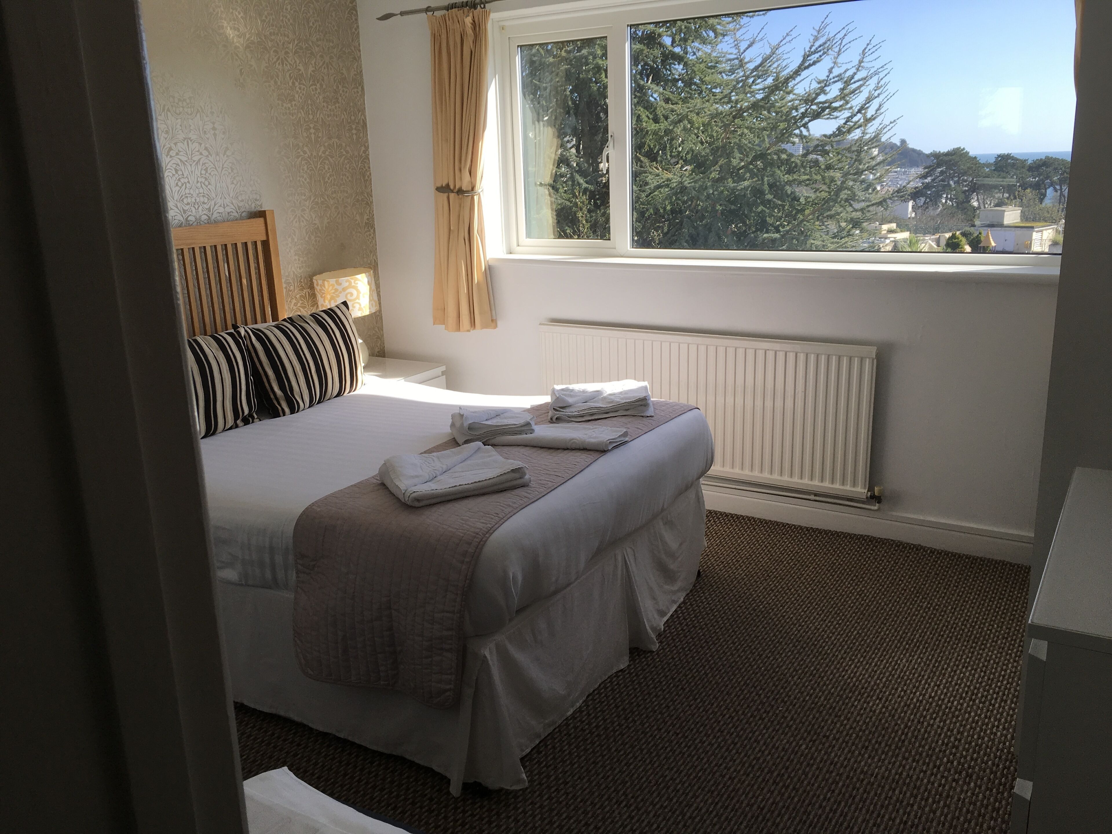 double room with sea view | iron/ironing board, free wifi, bed sheets