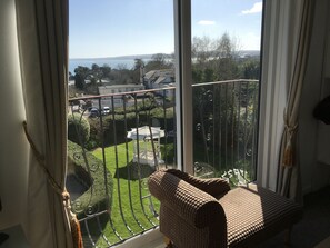 Double Room with Sea View | Iron/ironing board, free WiFi, bed sheets - Nethway Hotel (Torquay)