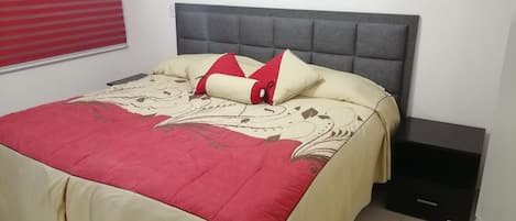 3 bedrooms, iron/ironing board