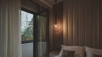 1 bedroom, minibar, in-room safe, desk