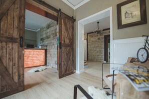 Interior entrance - Elexus Boutique (Predeal)