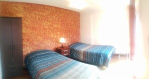 Basic-Doppelzimmer, Gemeinschaftsbad | Kostenloses WLAN