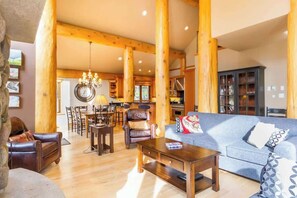 Smart TV, fireplace, offices