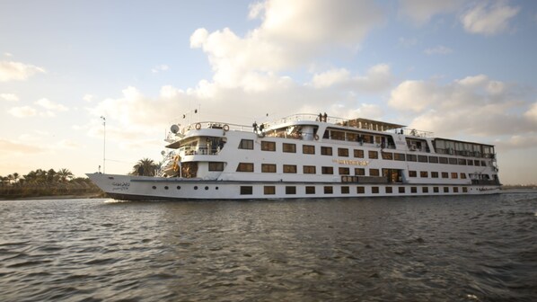 Exterior - River Boat (Cairo)