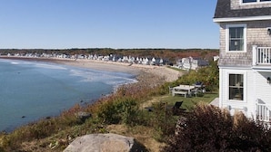 A coastal property with a view of the beach and ocean. - Epic Ocean Vista, a Few Steps to the Beach, an Unforgettable Vacation ! (York)