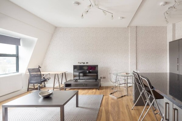 Apartment | Living area | LCD TV