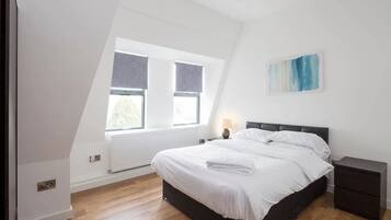 2 bedrooms, iron/ironing board, free WiFi