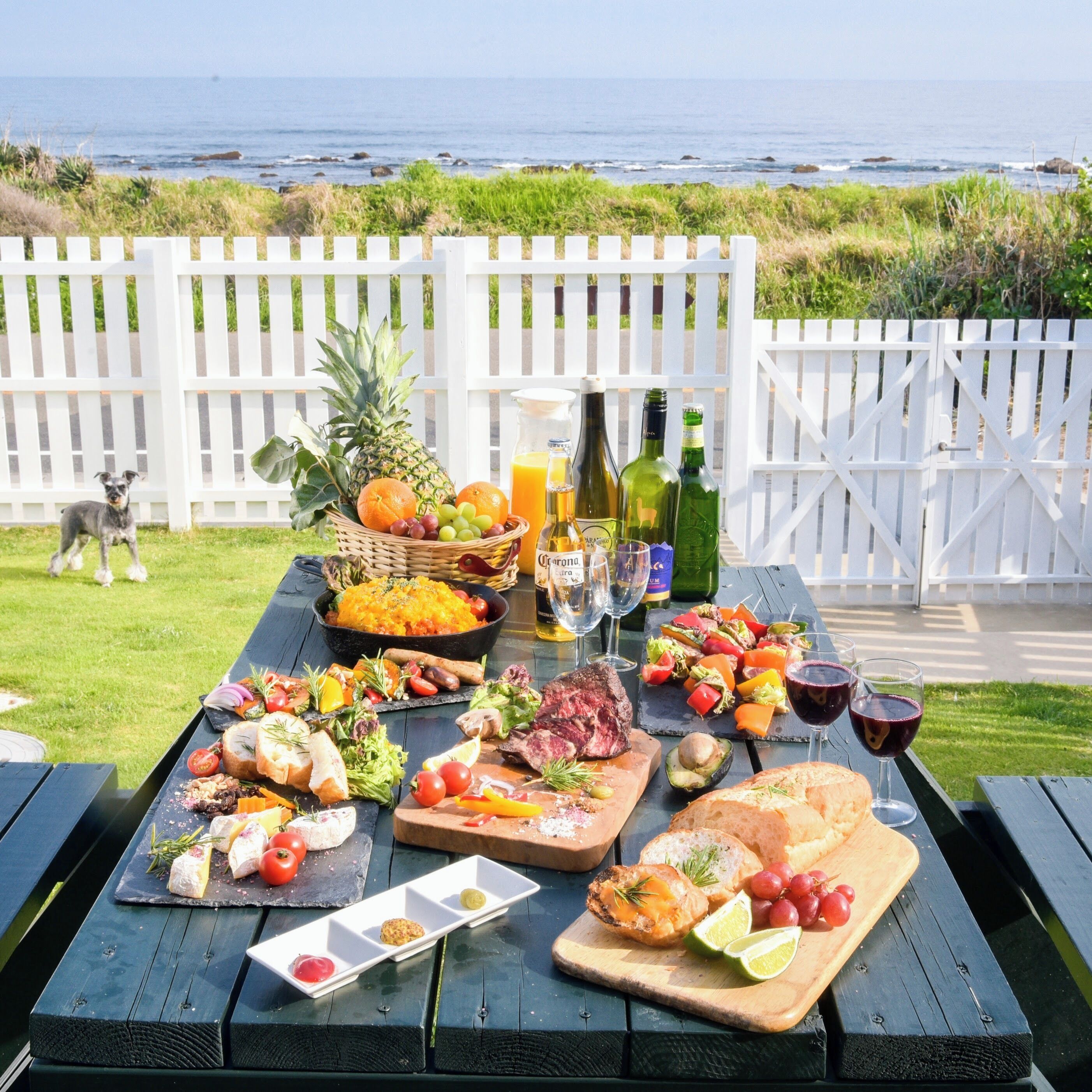 รับประทานอาหารกลางแจ้ง