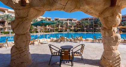 Parrotel Lagoon Waterpark Resort