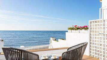 House (1 Bedroom) | Exterior