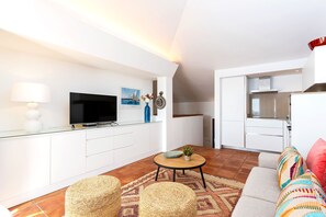 House (1 Bedroom) | Interior