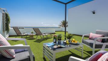 Apartment (2 Bedrooms) | Exterior