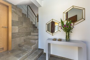 Appartement (2 Bedrooms) | Entrée intérieure