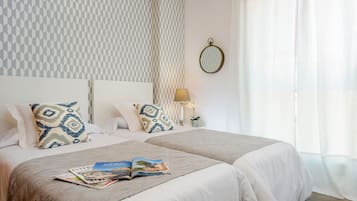 Apartment (2 Bedrooms) | 2 bedrooms, iron/ironing board, free WiFi, bed sheets