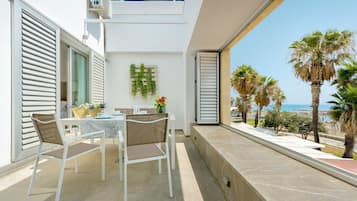 Apartment (2 Bedrooms) | Terrace/patio