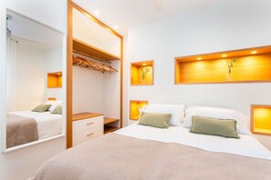 5 habitaciones, tabla de planchar con plancha y wifi gratis 