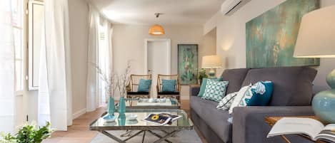 Apartment, 2 Schlafzimmer | Wohnzimmer