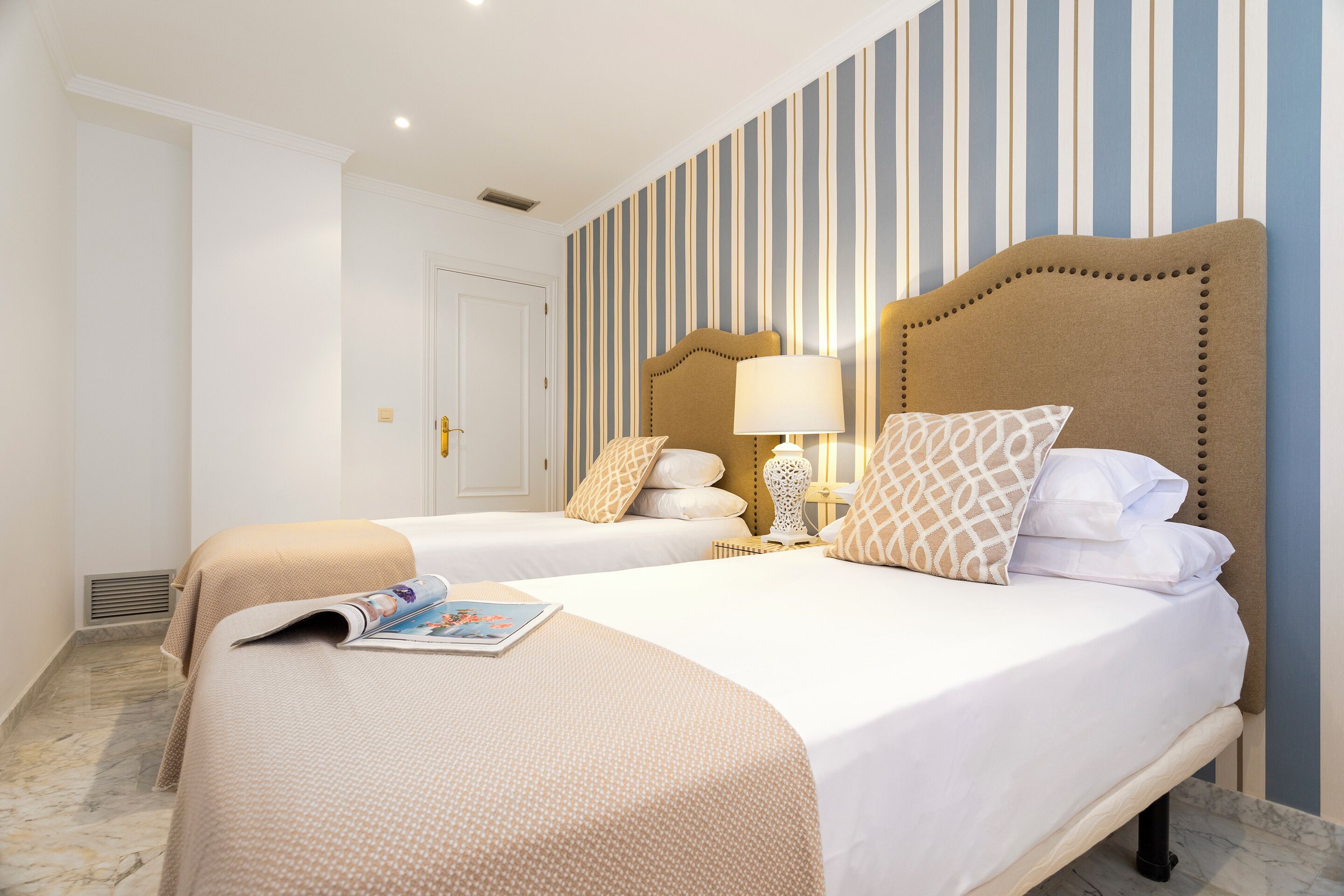 Apartment (3 Bedrooms) | 3 bedrooms, iron/ironing board, free WiFi, bed sheets