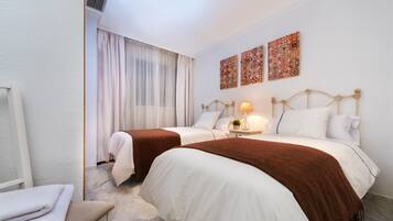 Apartamento (3 Bedrooms) | 3 dormitorios, tabla de planchar con plancha, wifi gratis y ropa de cama