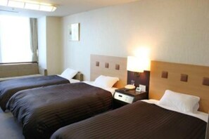 1 bedroom, desk, free WiFi, bed sheets