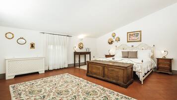 4 camere, ferro/asse da stiro, Wi-Fi