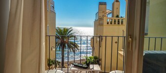 La Marina Sea Front by Hello Homes Sitges