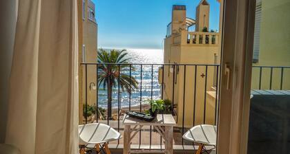 La Marina Sea Front by Hello Homes Sitges